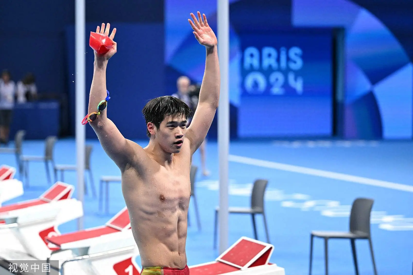潘展乐:好意思国选手有点瞧不起中国选手 今天我把他们全拿下了